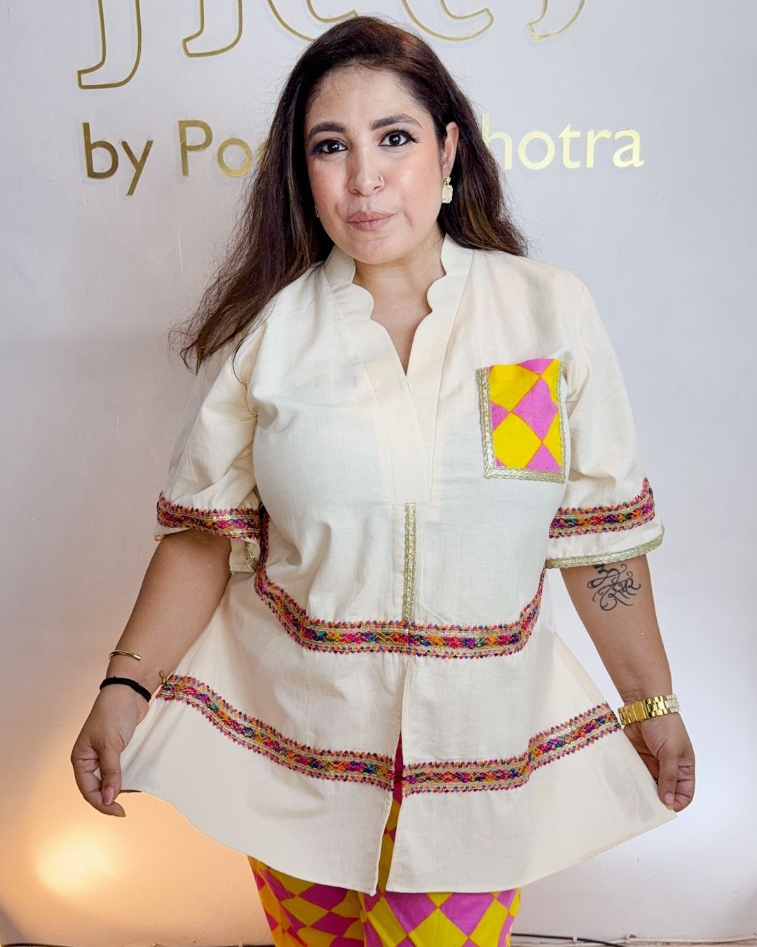 Gulabi phulkari kurta set