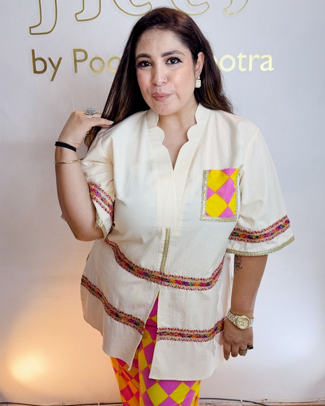 Gulabi phulkari kurta set